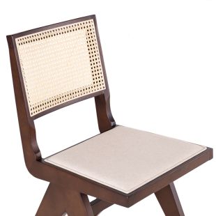 CHAISE JANNIS